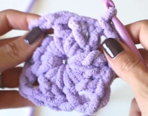 Giant Crochet Granny Square Blanket - Melanie Ham